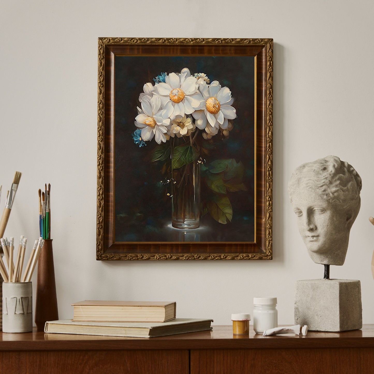 Blühende Blumen in einer Glasvase auf dem Tisch, Stillleben, Gemälde, Papier, Poster, Drucke, Vintage-Kunst, Bauernhaus-Dekor, Blumengemälde, botanische Kunst, dunkel