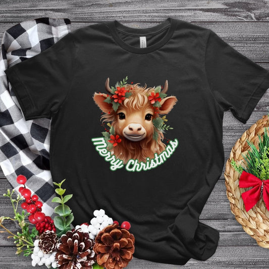 Christmas Highland Cow T-Shirt - High Quality Festive Family Unisex T-Shirts, Gift for Cow Lovers, Cute Christmas Shirt, Farmer Gift - Everything Pixel